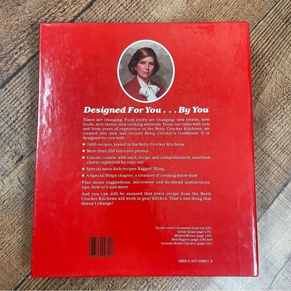 Vintage 1987 Golden Betty Crocker's Cookbook 5 Ring Binder Hardcover Recipes
